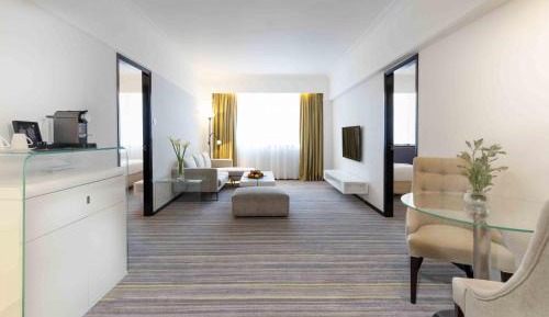 Deluxe Two-Bedroom Suite