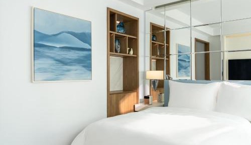 Guest Room Queen
