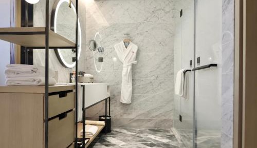 One-Bedroom Studio Suite