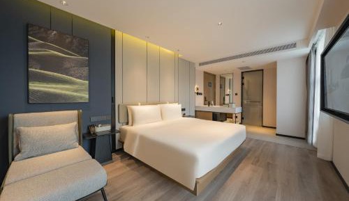 Executive Double Room with Courtyard