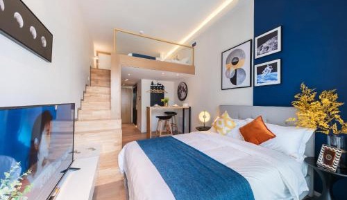Superior Twin Room with Balcony