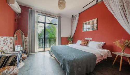 Superior Twin Room with River View