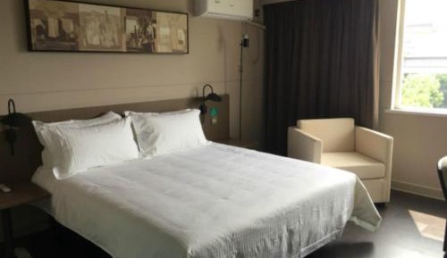 Business Suite A