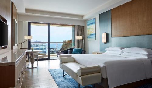 Deluxe Ocean View Room, King