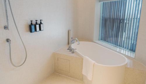 Deluxe Ocean Room（Daily set cocktail package for two people）