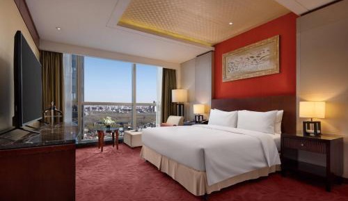 Executive Suite, Executive lounge access, 1 King, City view