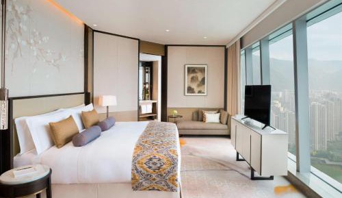 Grand Deluxe Suite