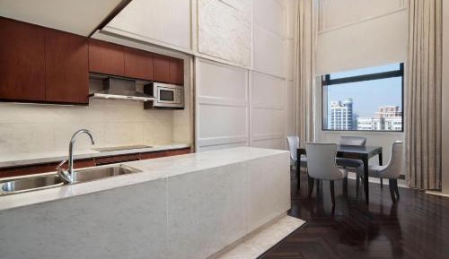 Duplex Apartment 1king & 1Twin, Suite, City view
