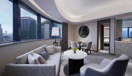 Regency Suite King