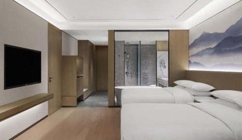 Superior Guest Room with 2 Double, City view