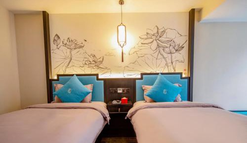 Joyful Superior Twin Room