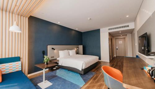 Standard King Room