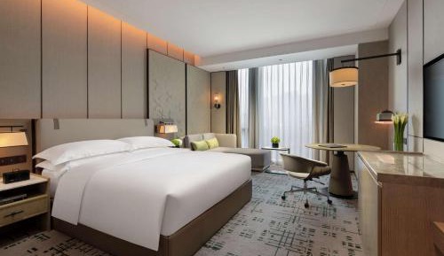 King Room - Mobility Accessible 