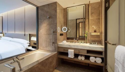 King Guest Room