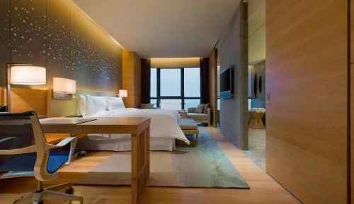 Executive Deluxe King Room