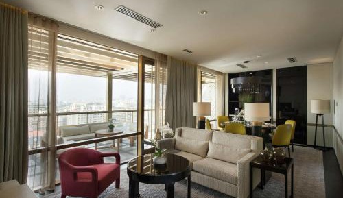 Premier King Suite with Terrace