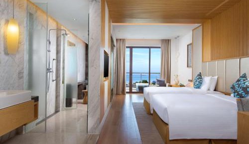 Premium Twin Room with Ocean View