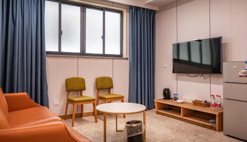 Two-Bedroom Suite