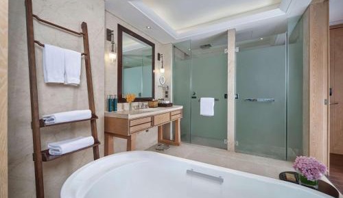 Executive Twin Room with Lake View
