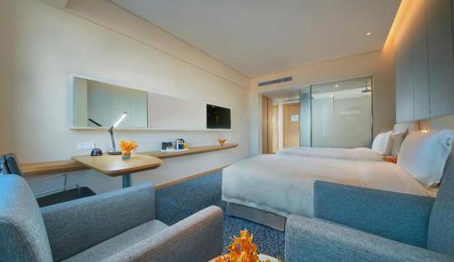 Standard Room with Three Single Beds - Non-Smoking