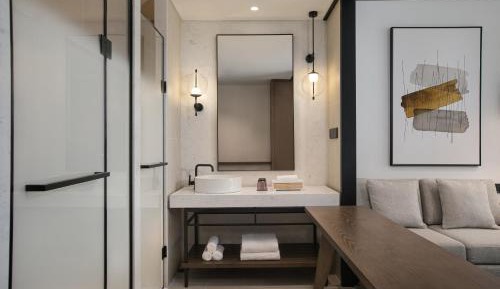 Grand King Room, Larger Guest room, 1 King 