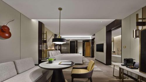 Executive King Room