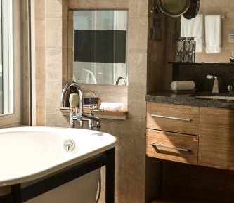 Premier King Room