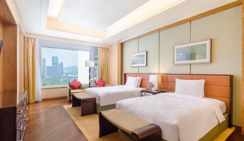 Deluxe Garden View Twin Room
