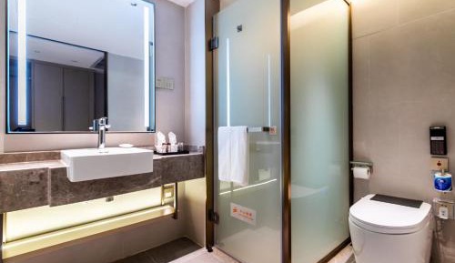 Smart Executive Deluxe King Room