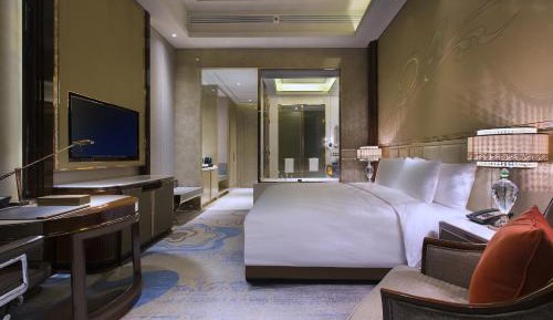 Executive Deluxe King Room