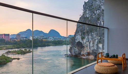 Deluxe Double or Twin Room with Balcony