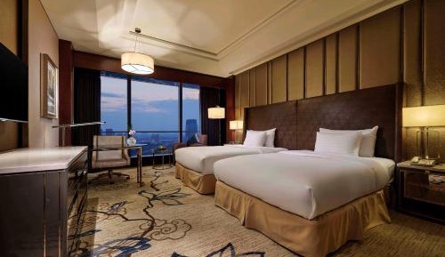Twin Room with City View