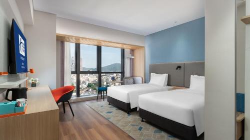 Standard Twin Room with Two Twin Beds