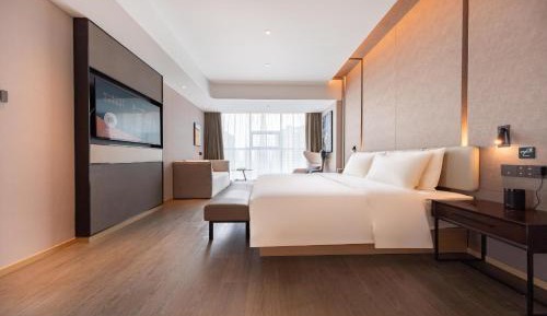 Suite with City View