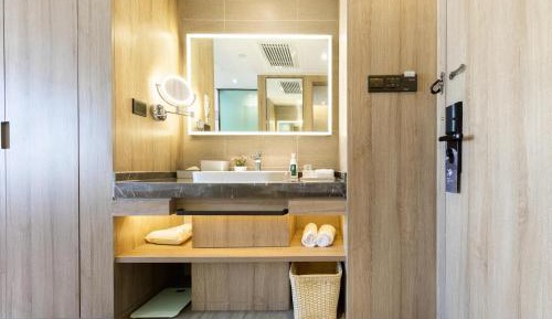 Elegant Twin Room