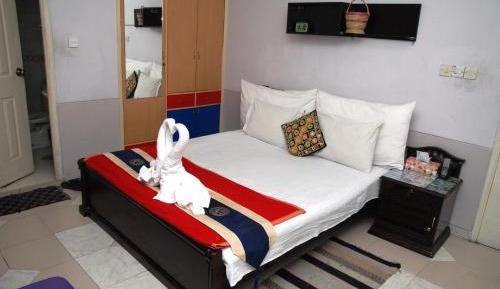 Superior Queen Room with Sofa