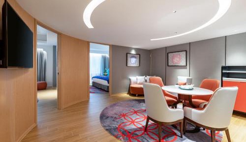 Two-Bedroom Suite with Two King Beds - Kids Theme