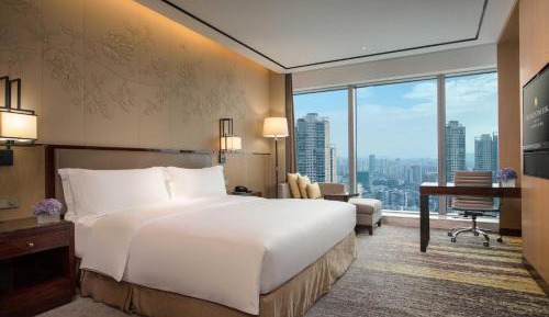 Premium King Room