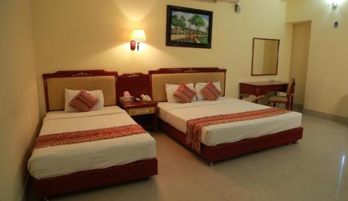 Triple Room with Bathroom