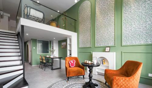 Apartment with Balcony