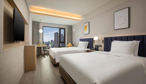 Premium Room with One Queen and One Single Bed - Kids Theme