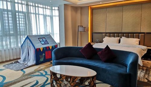 Comfort Family Room