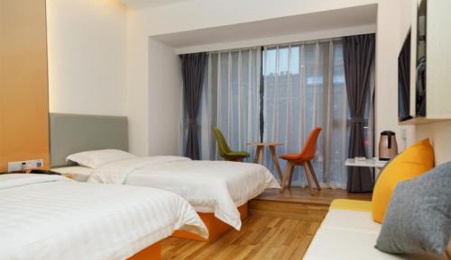 Business Twin Room