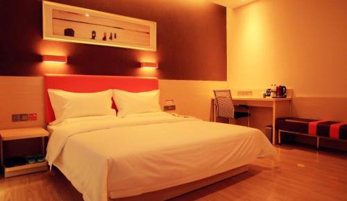 Premium Queen Room