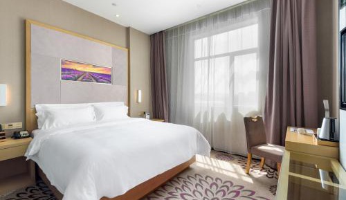 Deluxe King size bed Room
