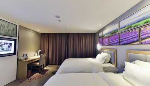 Deluxe Twin Bed Room