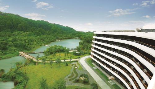 Superior Garden View Non-Smoking Double Bed Room