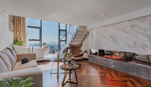 Superior King Room