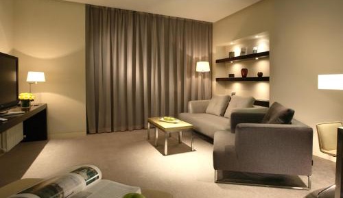 Howard Court Junior Suite A