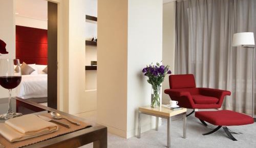 Deluxe Suite A